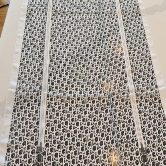 NEW AUTHENTIC 2022 100% SILK CHRISTIAN DIOR PARIS SCARF SCARVE BLACK 60"X20" - Picture 13 of 14